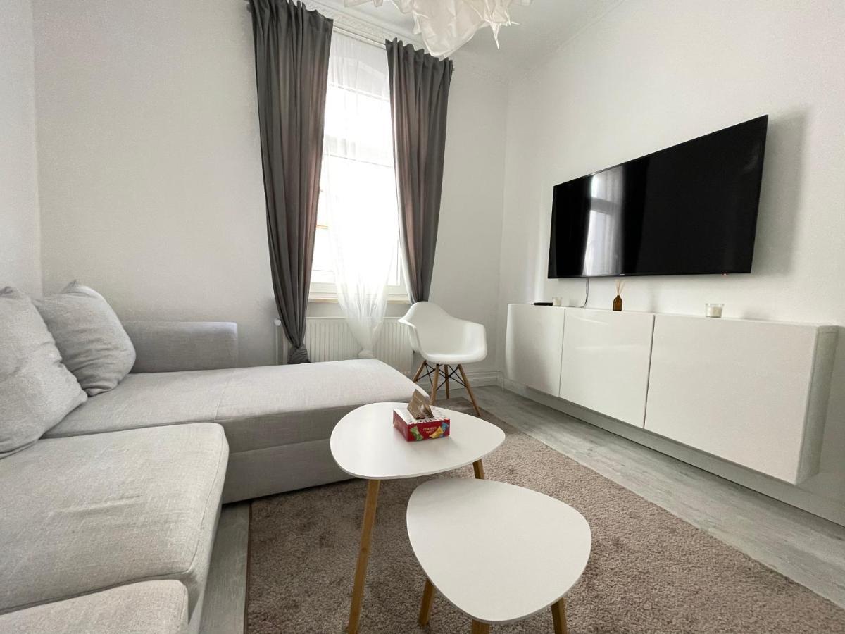 75Qm - 3 Rooms - Free Parking - Mallibase Apartments Hannover Dış mekan fotoğraf