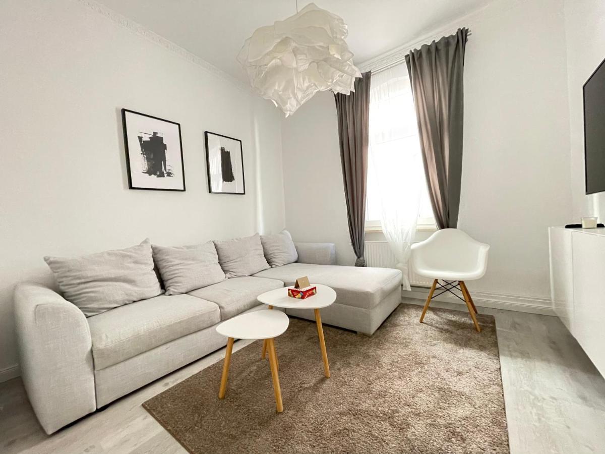 75Qm - 3 Rooms - Free Parking - Mallibase Apartments Hannover Dış mekan fotoğraf